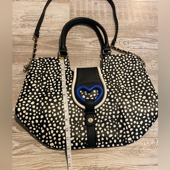 Betsey Johnson black tote bag with polka dots and blue heart - Picture 16 of 16